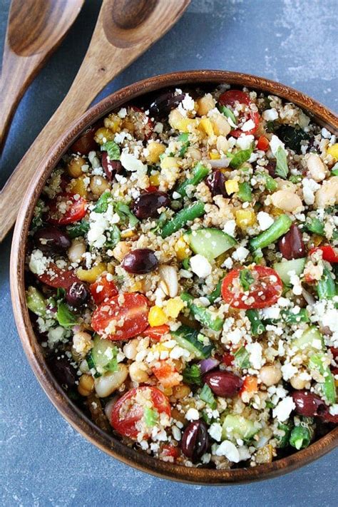 Mediterranean Salad With Quinoa