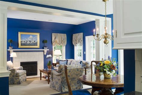 Fungsi ruang tamu yang cukup fundamen juga mengharuskan kita untuk mendesainnya sebaik mungkin. Cat Ruang Tamu Warna Biru Untuk Desain Interior Romantis ...