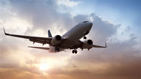 Some items aren't allowed in your hand luggage and some aren't allowed anywhere on. Kapa Travel: Φοβάστε τα αεροπλάνα;
