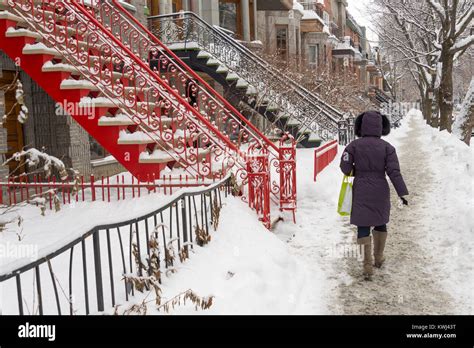 Female Street Walker High Resolution Stock Photography And Images Alamy