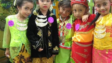 Filosofi di Balik Makna dari Pakaian Adat Yogyakarta