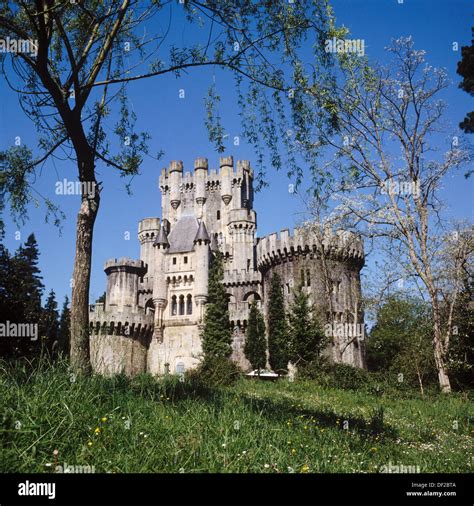 Castle Of Butron Bizkaia Basque Country Spain Stock Photo Alamy