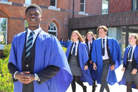 Brentwood School Receives ‘excellent Isi Rating In Every Category