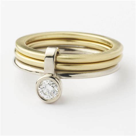18k Gold And Diamond Ring Contemporary Rings By Contemporary