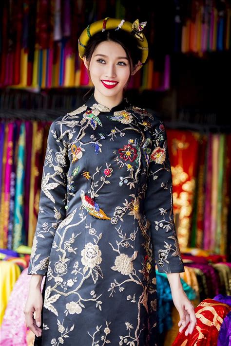 15 Kiểu áo Dài đẹp Nhất Xuân Bính Thân Của Sao Việt Thời Trang