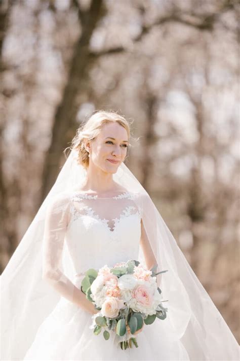 Maybe you would like to learn more about one of these? Dreamy Country Club Wedding | Lafayette, Indiana | Rubia ...