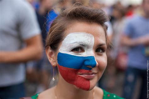 Как это было раньше обновлено 11:56 сегодня телеграф цензор.нет вчерашний день, 23 июня, стал знаменательным для национальной сборной украины. Украинские девушки фанатки на матче Украина - Швеция. ФОТО ...