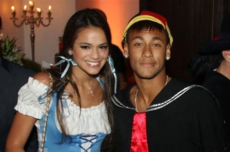 All Sports Players Neymar Jr Girlfriend Bruna Marquezine 2014