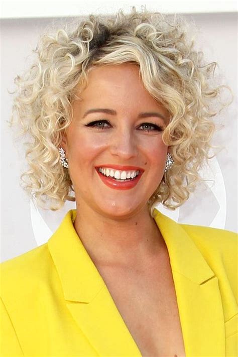 Everyday hairstyles for short curly hair: 20 Best Short Curly Hairstyles 2021 - Cute Short Haircuts ...