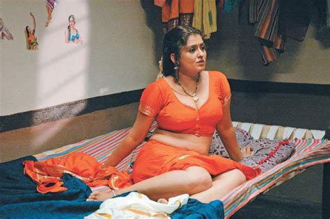 Film Actress Photos Sexy Actress Sona Hot Boob Show In Blouse On Bed