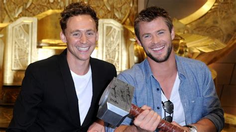 Its Weird Tom Hiddleston Talks About Seeing Chris Hemsworth Naked