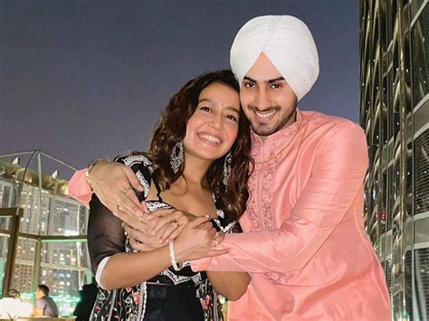 Indian Idol Judge Neha Kakkar And Husband Rohanpreet Singh Celebrate Their First Diwali Together