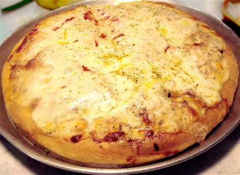 Da buona napoletana, ne preparo una teglia a settimana e il successo è sempre garantito!oggi vi regalo la mia ricetta semplice e alla portata di tutti (anche i meno esperti!) a cui confesso di. PIZZA ALTA E MORBIDA FATTA IN CASA - Cucina Green