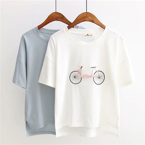 2018 Summer New T Shirt For Women Embroidery Design Tee Tops Harajuku