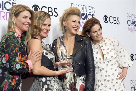 Kimmy Gibbler Aka Andrea Barber Is Wearing The Most Kimmy Gibbler Dress At People S Choice