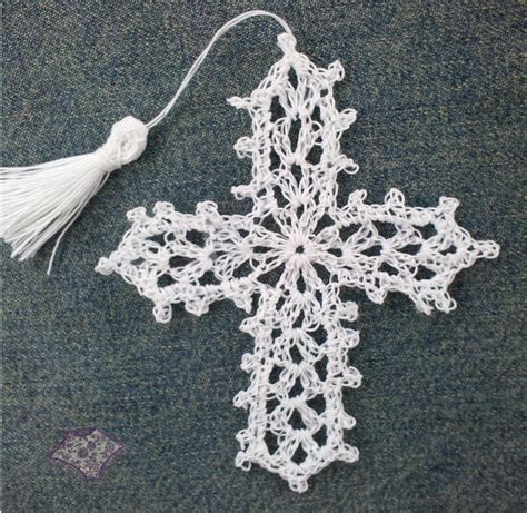 For the last year i have searched countless times for the ideal. Crocheted Cross Bookmark - The Purple Poncho