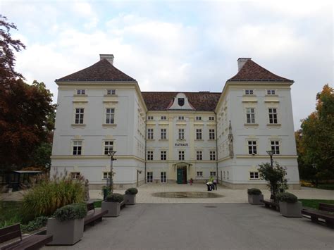 Schloss Bad Vöslau Nichtzuhauseat