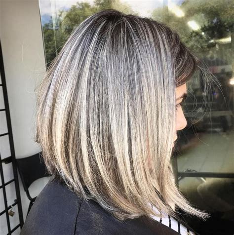 Long to chin length bob, chin length bob to inverted bob with clippered nape dye: 20 Chic Long Inverted Bobs to Inspire Your 2020 Makeover ...