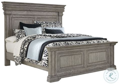 Madison Ridge Soft Grey Cal King Panel Bed