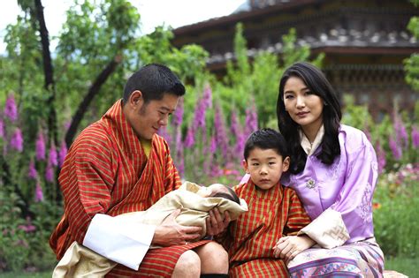 King jigme khesar namgyel wangchuck, 41, and queen jetsun pema visited the district with his family on thursday. King and Queen of Bhutan introduce newborn son in sweet ...