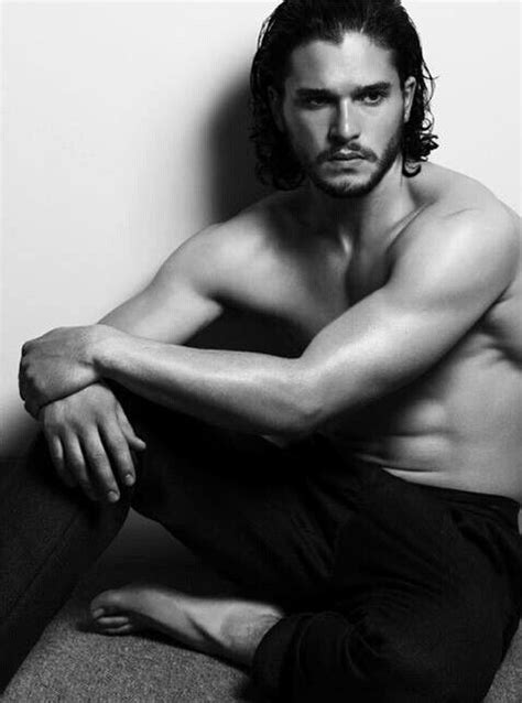 18 Kit Harington Snaps That Show His Stare Is The Sexiest Kit