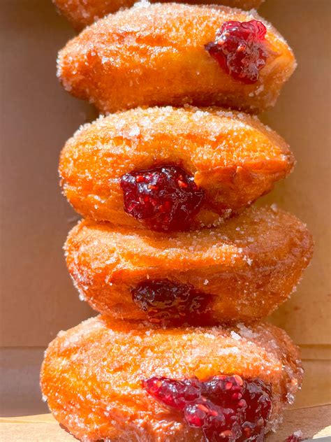 Raspberry Filled Donuts Reciperaspberry Filled Donuts Jamdown Foodie