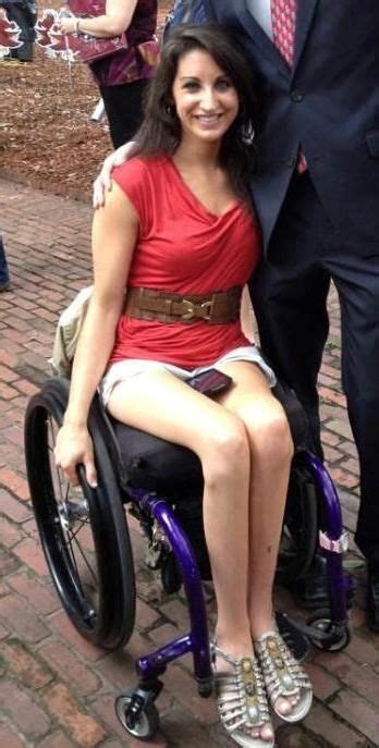 Woman In Wheelchair Spinal Cord Injury Couples In Love Disability True Beauty Pretty Outfits