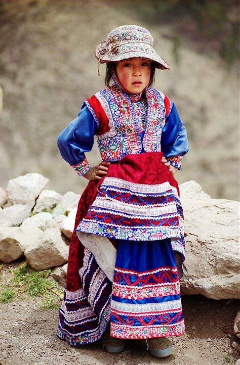 At The Canyon Del Colca Peruvian Clothing Traditional Peruvian Dress
