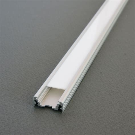Nous avons conçu nos rubans de led pour répondre à vos besoins : Kit profilés alu led 1m plat 10 mm en saillie | Ruban led, Ruban led exterieur et Led