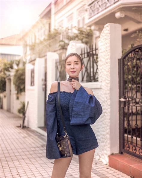 Singapore Socialite Jamie Chua Cried During Interview With Indonesian Media