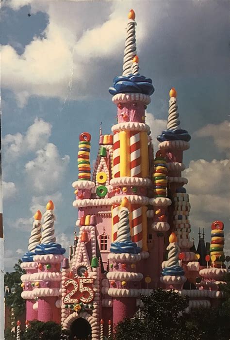 Found this post card in my parents basement, this is what the castle