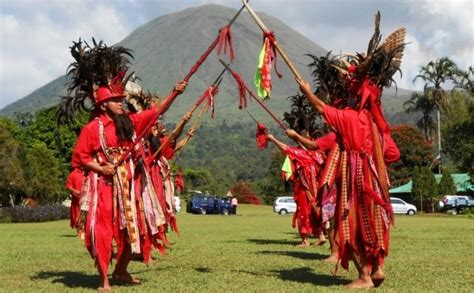 15 Tarian Adat Maluku Gambar And Penjelasan Makna Sejarahnya