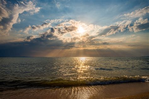 图片素材 海滩 景观 滨 性质 户外 砂 海洋 地平线 轮廓 云 天空 阳光 太阳 日出 日落 早上 支撑 黎明 夏季 假期 旅行 黄昏 环境