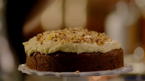 Nigellas Ginger And Walnut Carrot Cake Never Fails To Win Over Friends