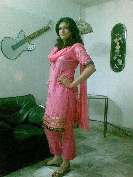 Beautiful Desi Sexy Girls Hot Videos Cute Pretty Photos Desi Pakistani Hot Girls In Room Hot