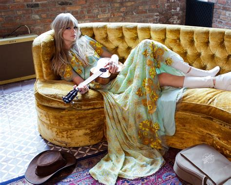 Wallpaper Guitar Lying Down Taylor Swift Singer Blonde Wallpx