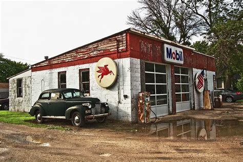 Photo Old Service Station On Route 66 In Odell Illinois