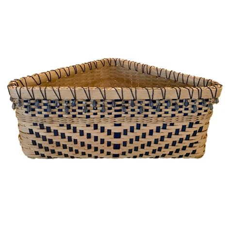 Addison Basket Weaving Pattern For Corner Counter Basket Bright