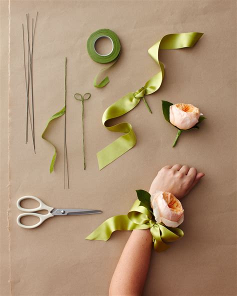 How To Make A Wrist Corsage For The Mother Of The Bride Diy Corsage