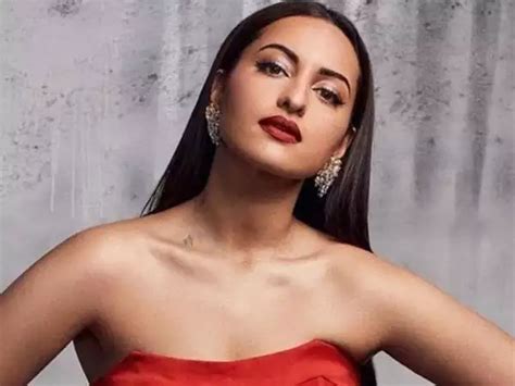 Sonakshi Sinha Recalls How She Was Body Shamed Even After Losing 30kgs