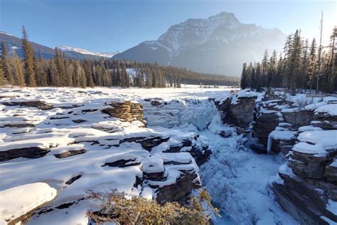 What To Know And Where To Stop When Driving The Icefields Parkway