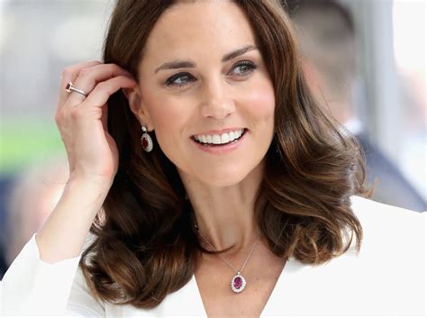 Kate Middleton Never Wears Nail Polish In Public And Heres Why