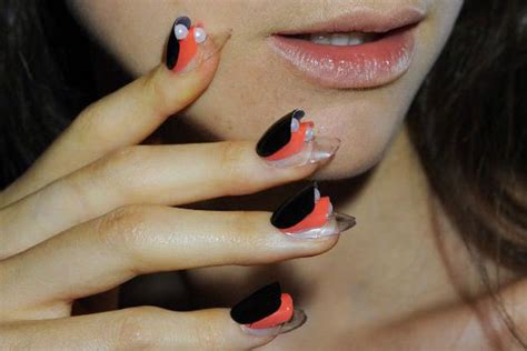 Red Acrylic Nails Tumblr Tumblr Is A Place To Express Yourself Discover Yourself And Bond Over