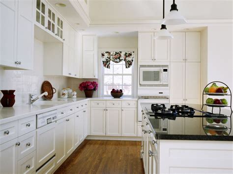 So, to attract maximum value. Glamorous White Kitchen Cabinets Remodel Ideas with Molded ...
