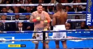 Boxe Ruiz Mette Ko Anthony Joshua E Diventa Campione Dei Massimi