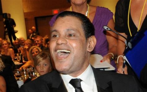 sammy sosa responds to skin tone criticism says he d return to cubs ‘for the fans new york