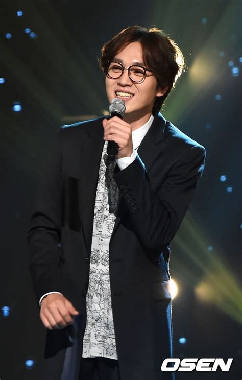 Sg Wannabes Lee Seok Hoon Reveals Why He Felt Regret While Singing At