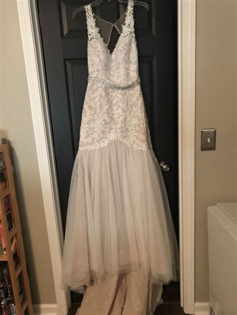 Davids Bridal Beaded Venice Lace Trumpet Wedding Dress