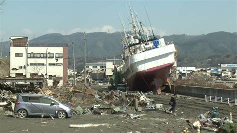 Tohoku Japan March 2011 Japan Tsunami Aftermath Trash Filled