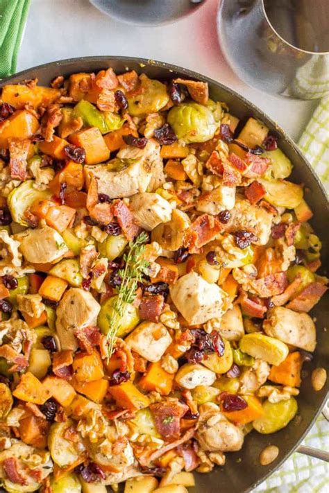 It's truly an entire meal in a single skillet! One-pot easy harvest chicken skillet | Recipe | Food recipes, Fall dinner, One pot meals